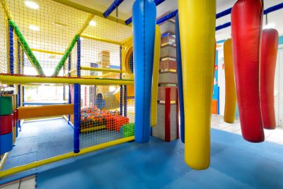 Parque infantil & Sala juegos