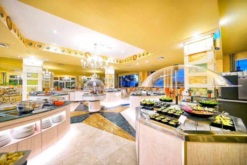 restaurante reina isabel spa