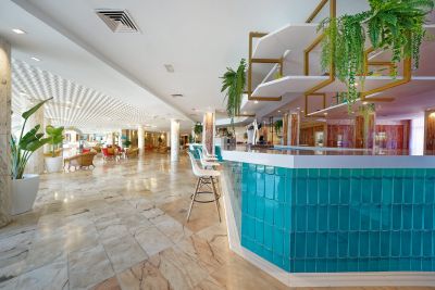 Restaurant und Bars