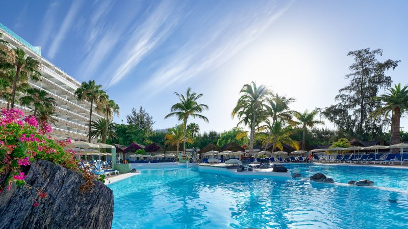 piscina costa canaria hotel