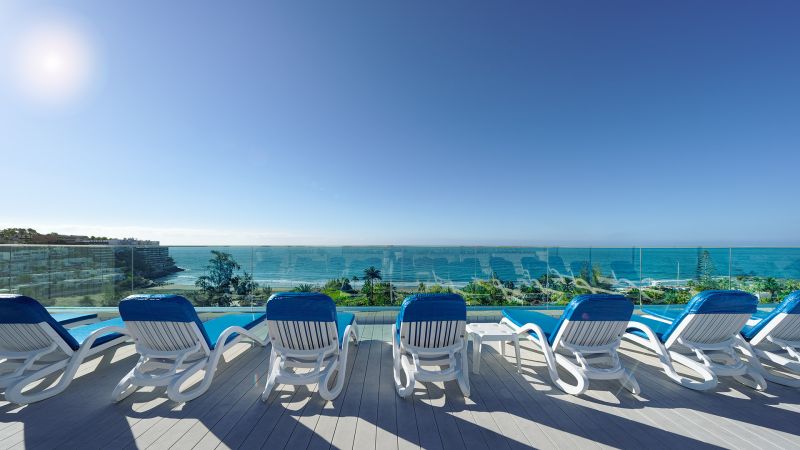 solarium con vistas a la playa