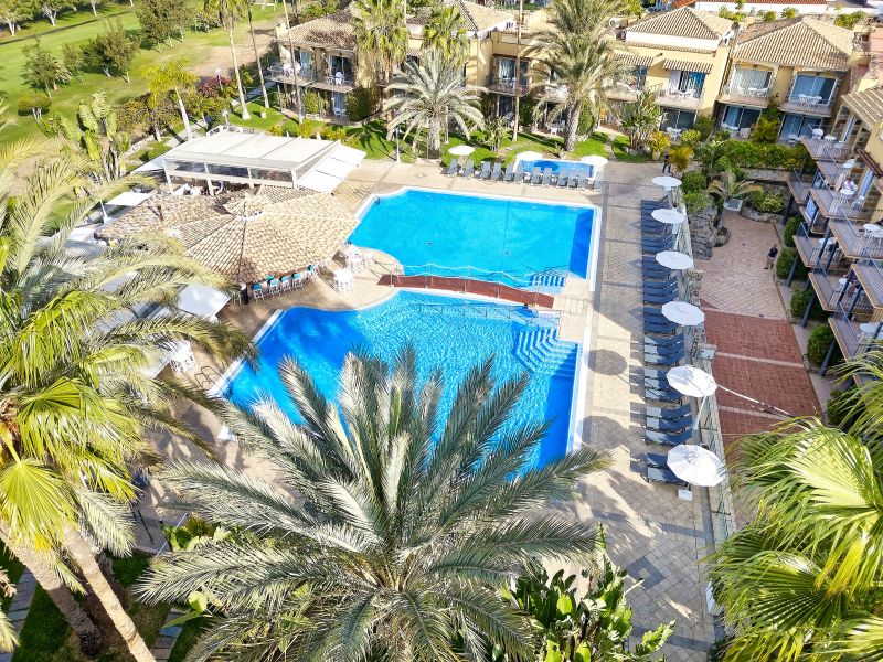 Piscina Bull Vital Suites & Spa