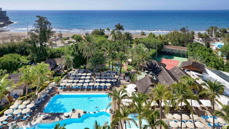 vistas a la playa de san agustin desde el bull costa canaria