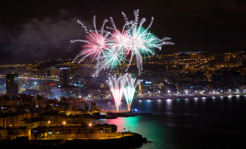 fuegos artificiales en Las Palmas