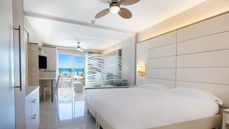 habitación con vistas al mar