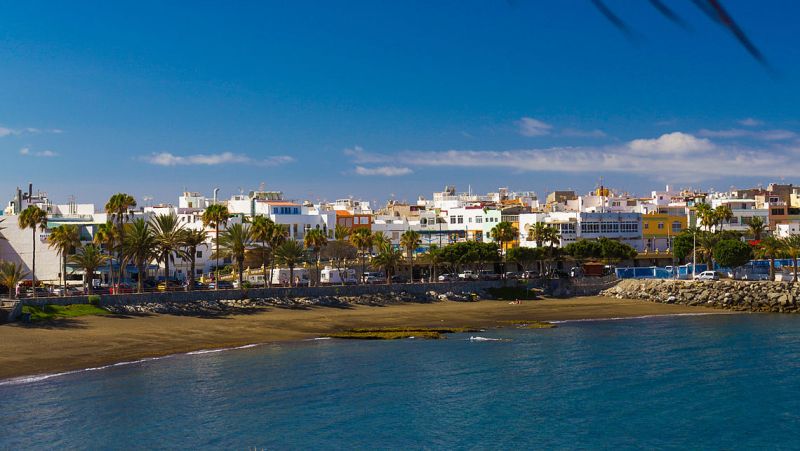 imagen panorámica de la playa las marañuelas