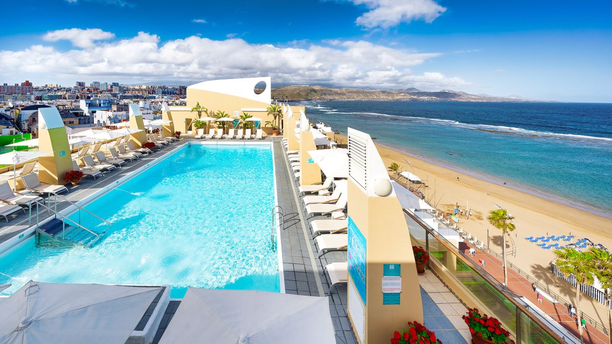 Pool at Bull Reina Isabel & Spa